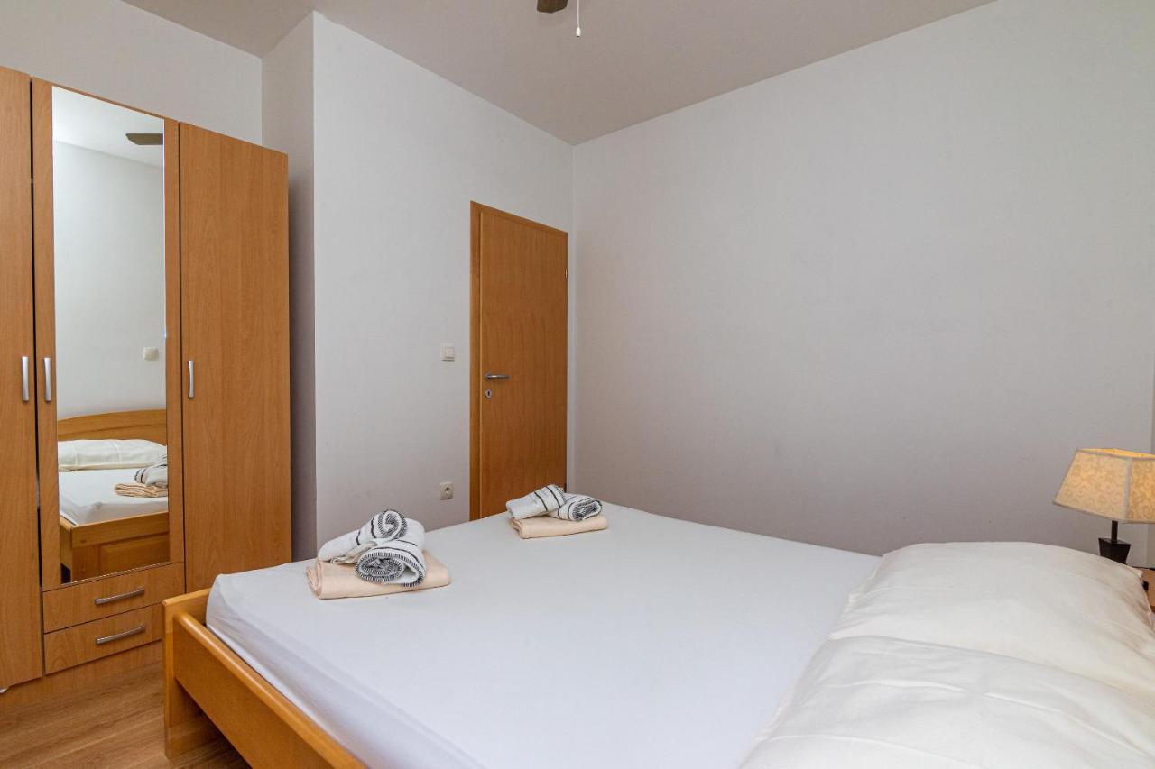 Janja Apartment *