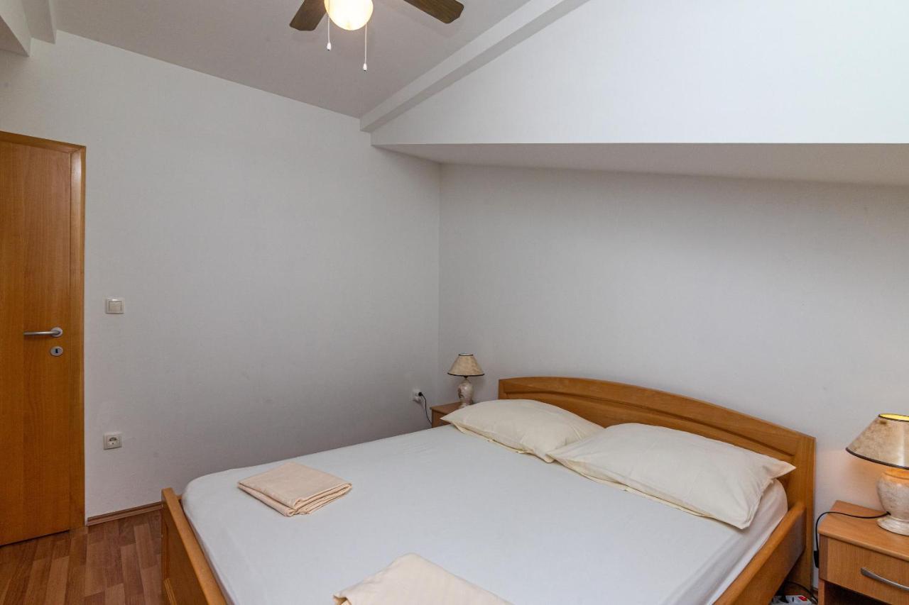 Apartment Janja *