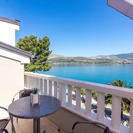 Apartments Janja Trogir Exteriér fotografie